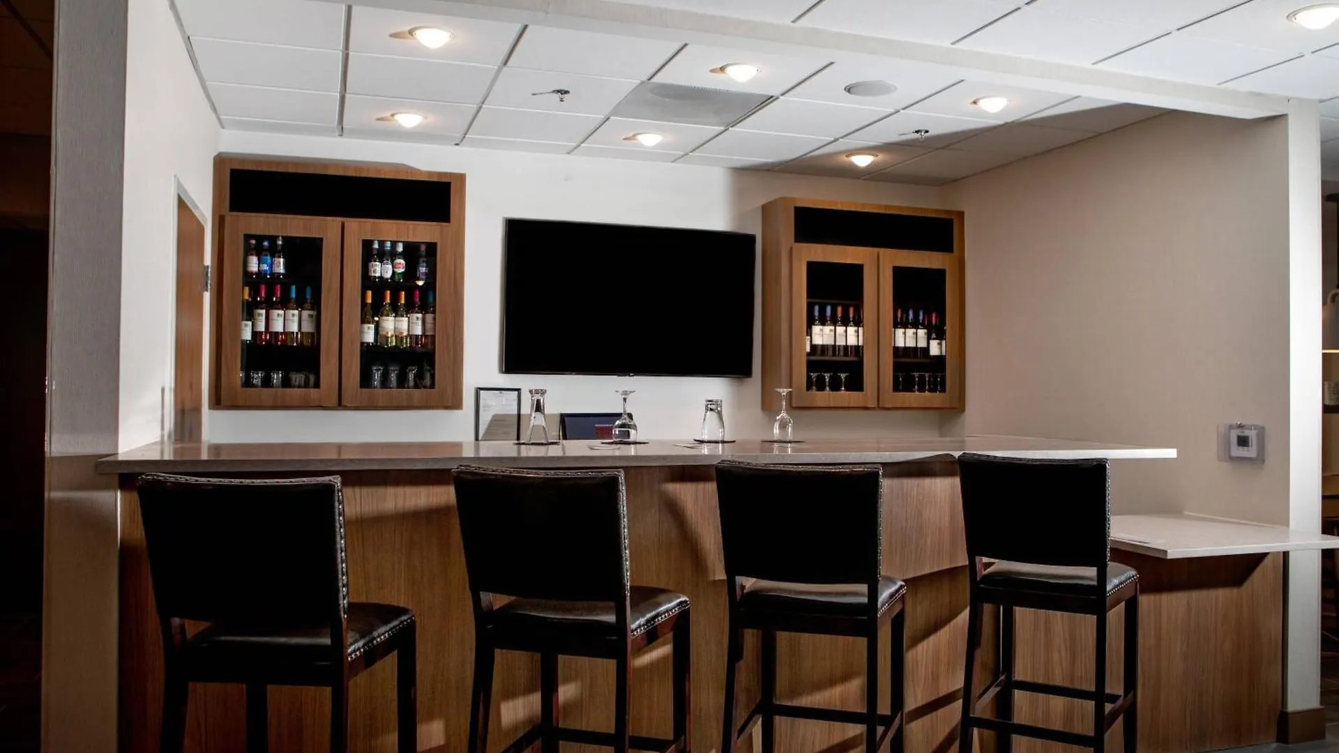 Fairfield Inn & Suites By Marriott Richmond Airport Sandston Hotel